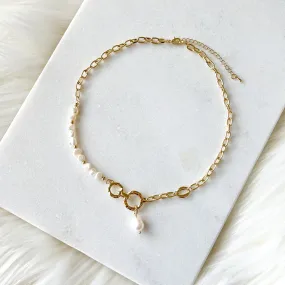 Amara Freshwater Pearl Necklace