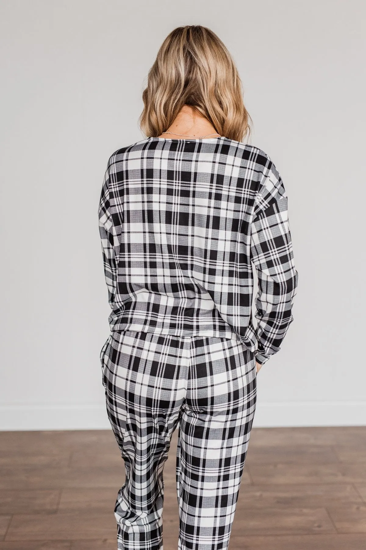 Chasing Snowflakes Plaid Lounge Top- White & Black