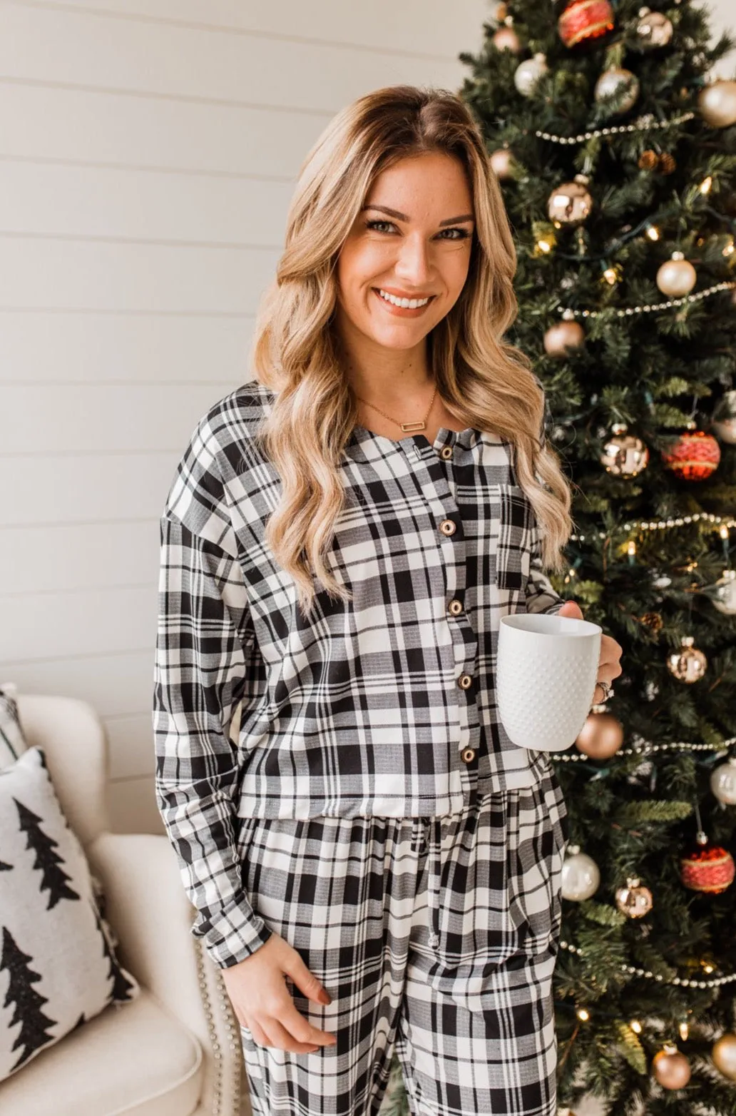 Chasing Snowflakes Plaid Lounge Top- White & Black