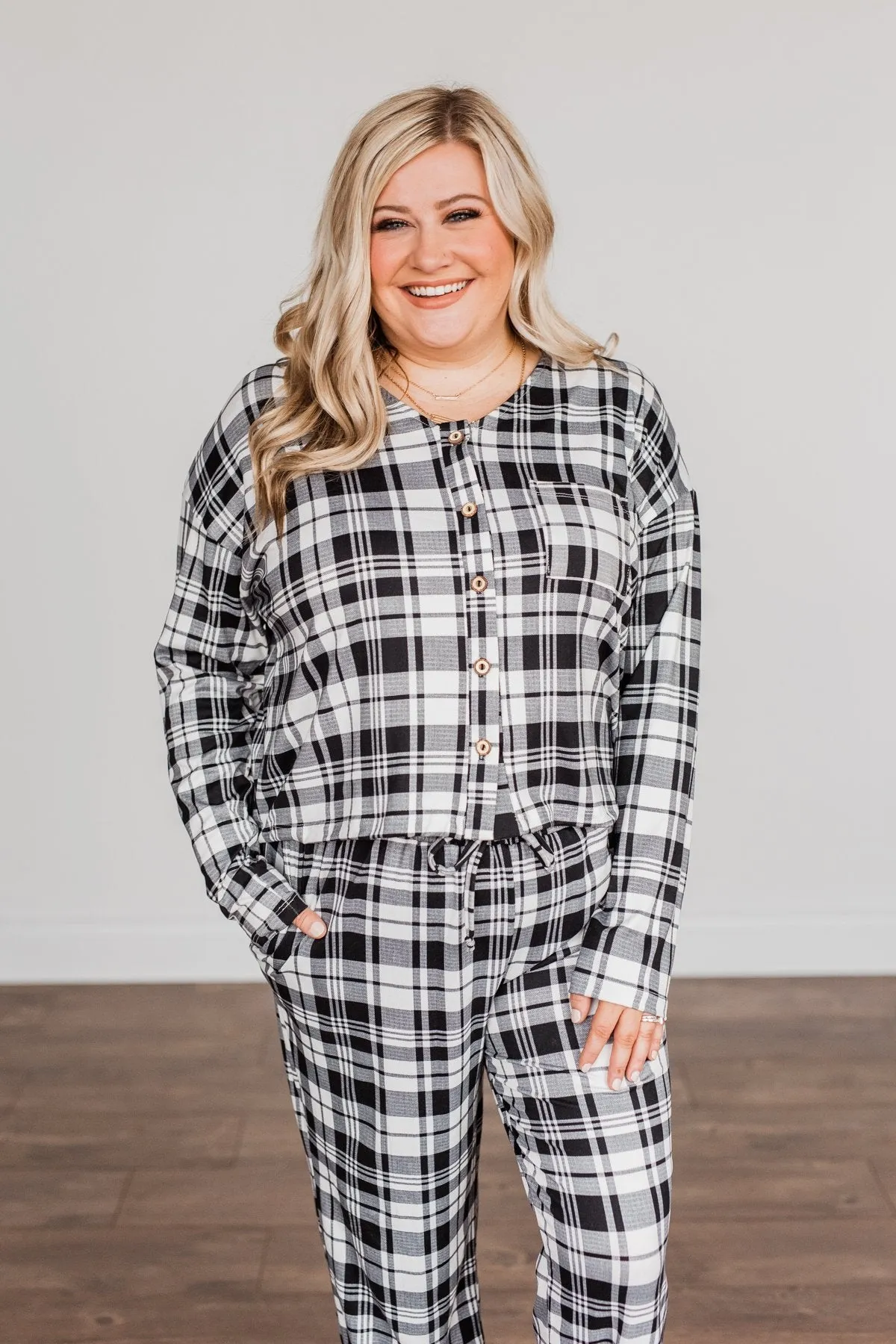 Chasing Snowflakes Plaid Lounge Top- White & Black