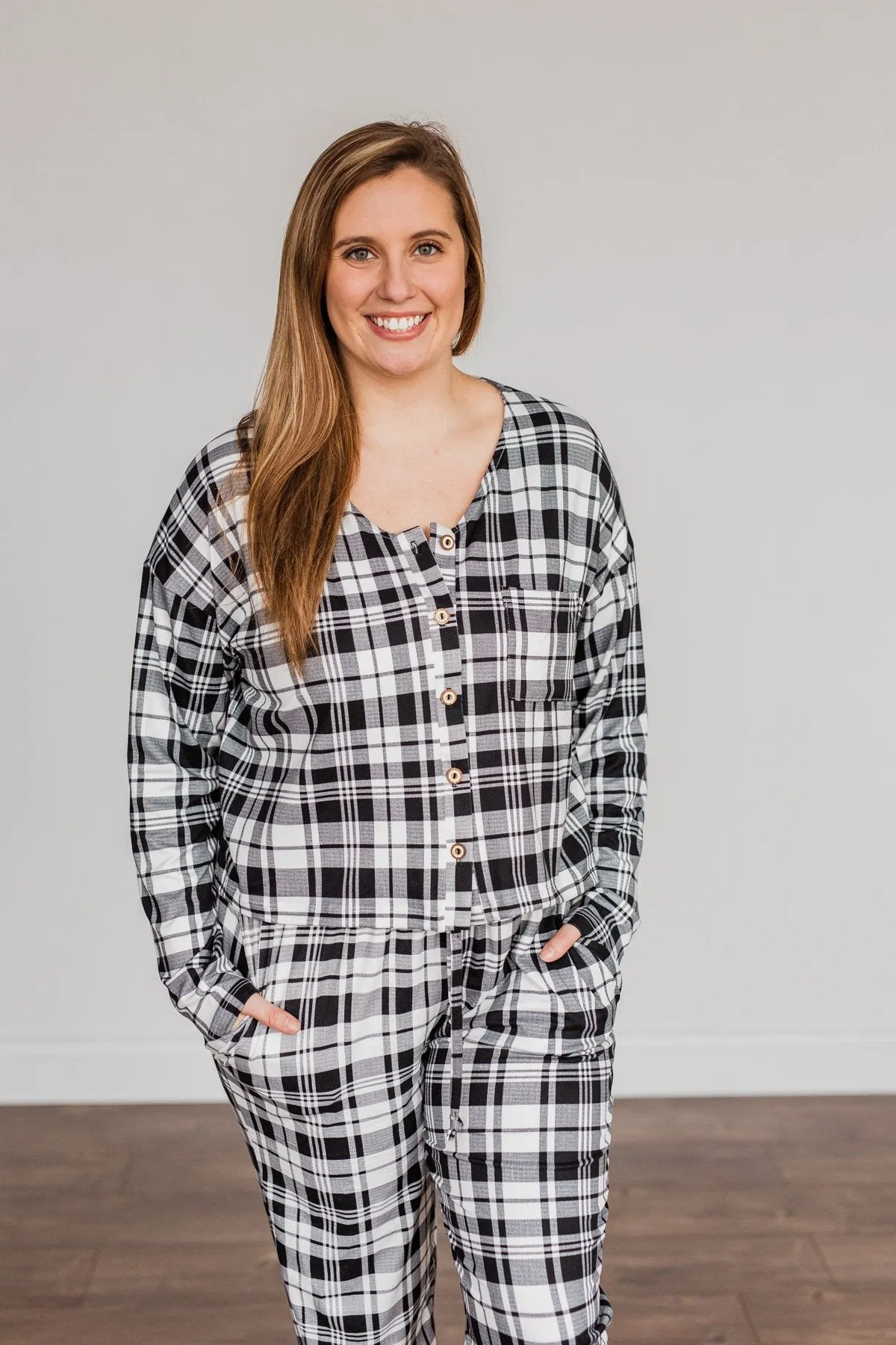 Chasing Snowflakes Plaid Lounge Top- White & Black