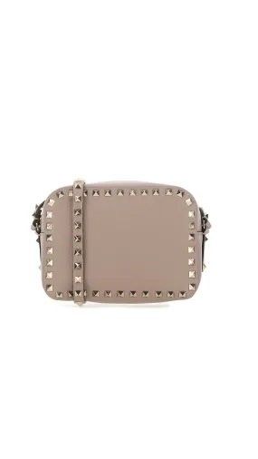 Rockstud Crossbody Bag in Grainy Calfskin - Poudre